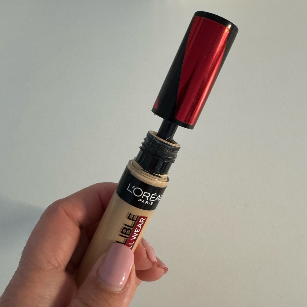 L'Oréal Infallible Concealer - Picture 4 of 4